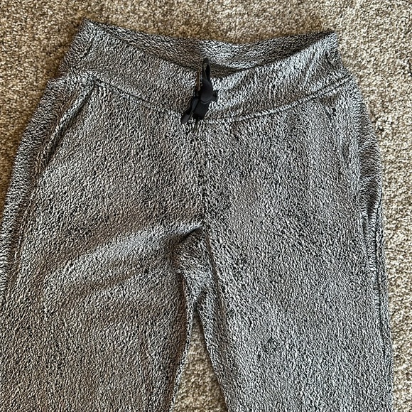 Lululemon Ready To Rulu Pant • Running Luon Spray Jacquard White Black - Picture 4 of 8